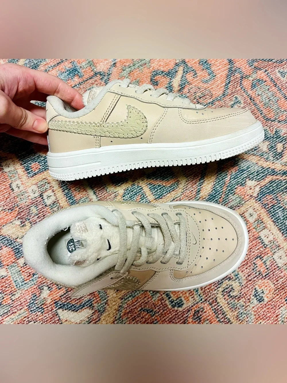 Nike Force 1 Low SE EasyOn 'Rabbit' Sneakers - Kids